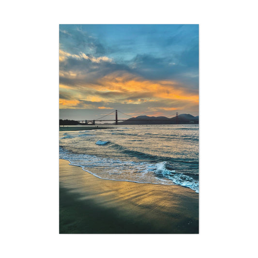 Canvas Print Of The Beach At Sunset & Golden Gate Bridge In San Francisco For Wall Art